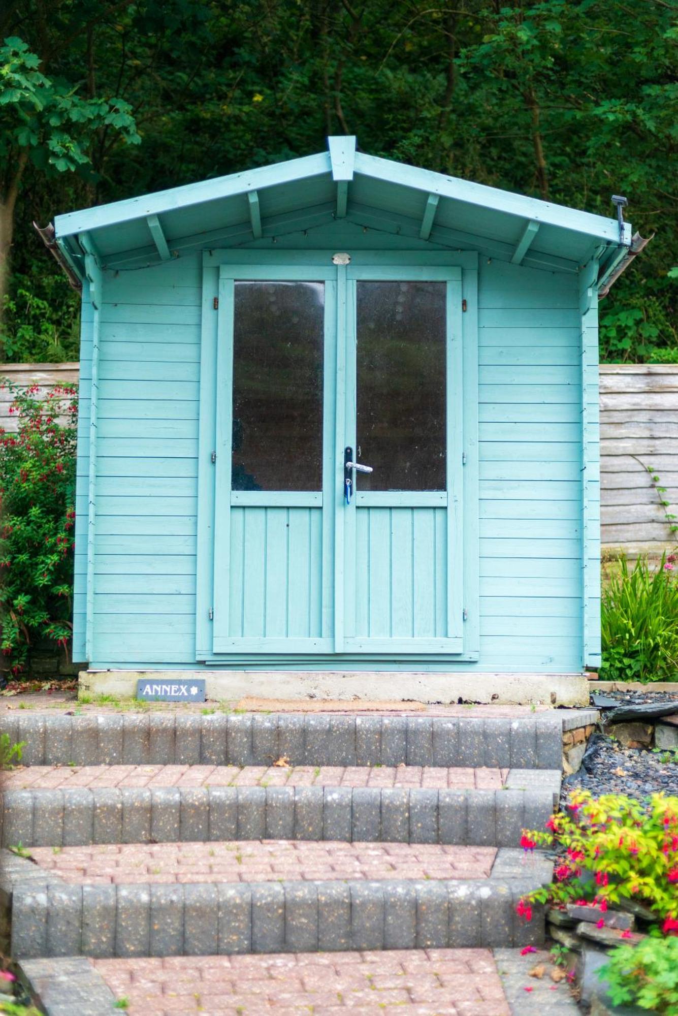 Apartment Riverside Bothy In Heart Of Scenic Harbour Village